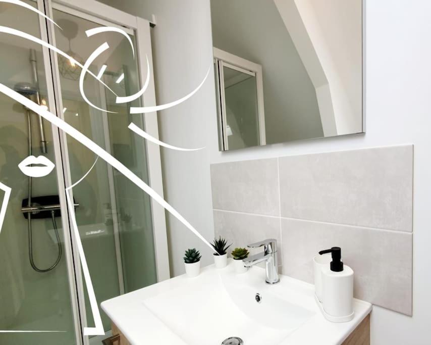 Pop & Suite Par Madame Conciergerie レンヌ エクステリア 写真